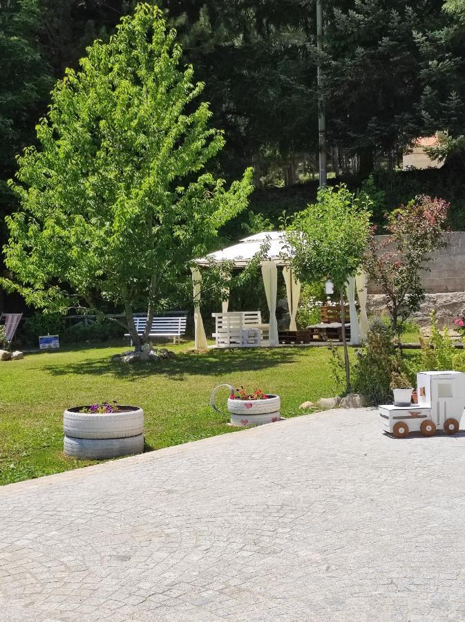 Guest House Caracas Lorica Zewnętrze zdjęcie