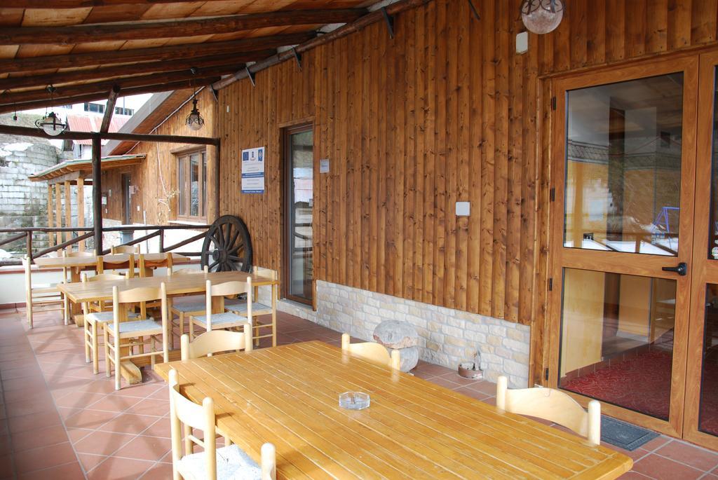 Guest House Caracas Lorica Zewnętrze zdjęcie
