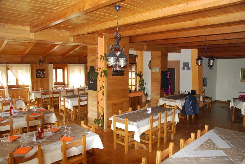 Guest House Caracas Lorica Zewnętrze zdjęcie