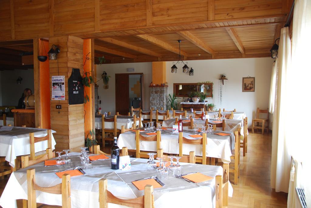 Guest House Caracas Lorica Zewnętrze zdjęcie